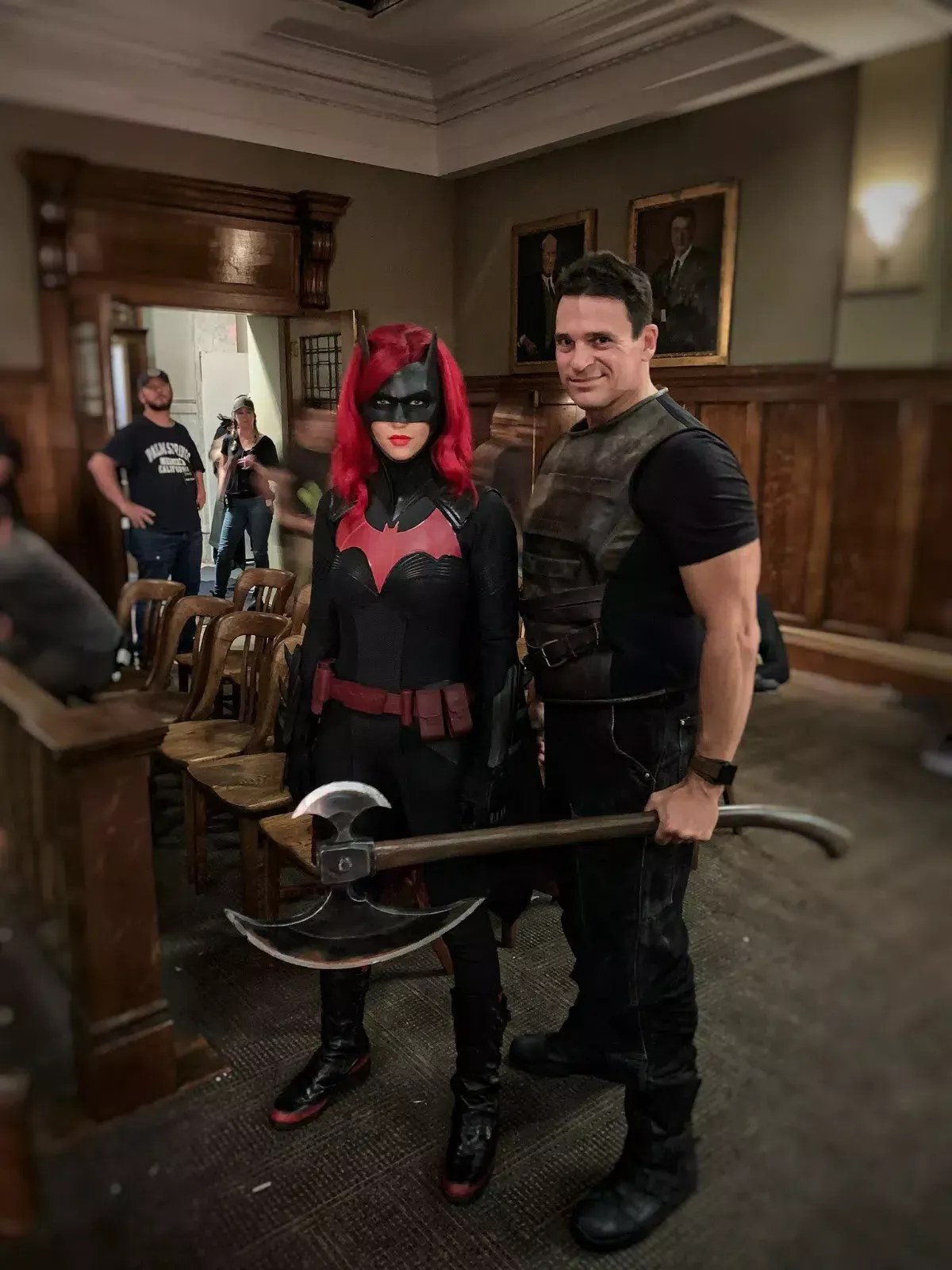BATWOMAN Executioner Vest Costume Screen Used – Image 4