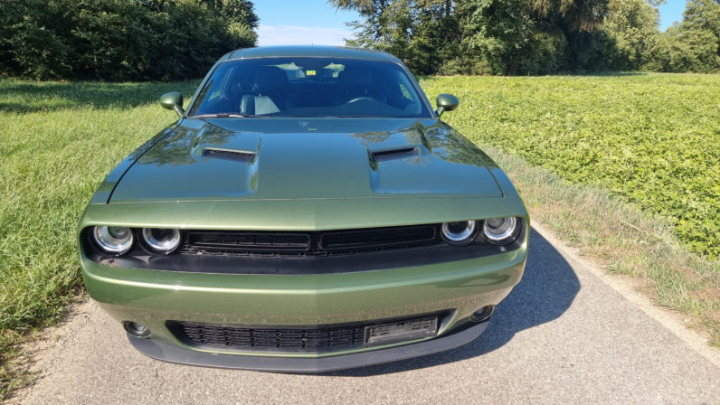 Dodge Challenger 3.6 SXT RWD