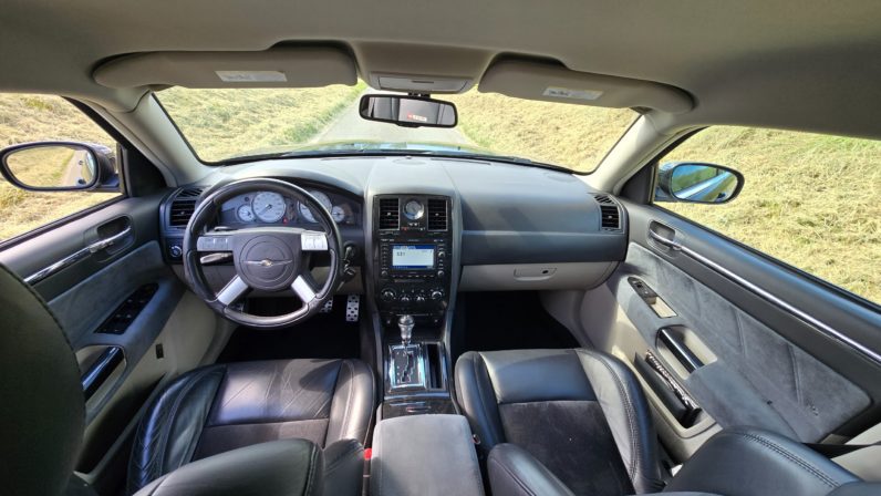 Chrysler 300c SRT8 6.1 V8