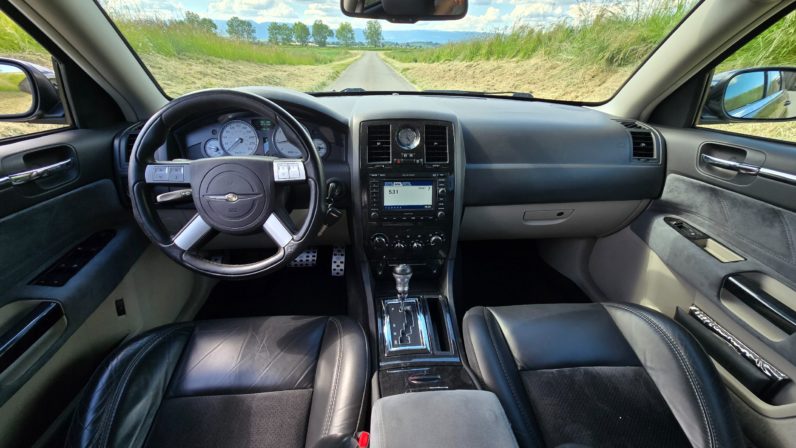 Chrysler 300c SRT8 6.1 V8
