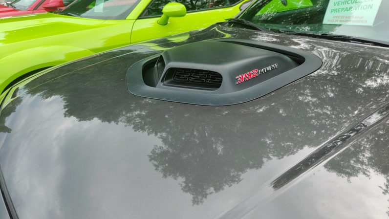 Dodge Challenger 6.4 SRT8
