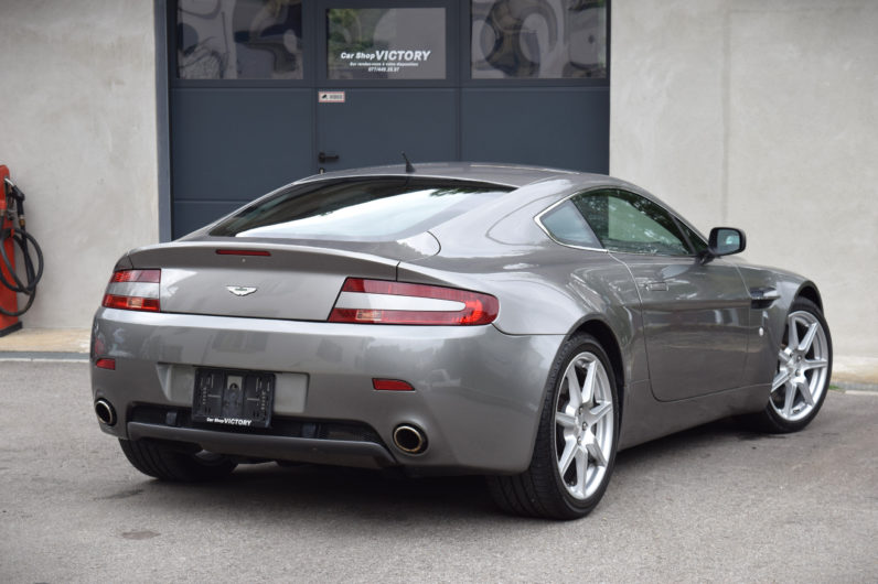 Aston Martin Vantage