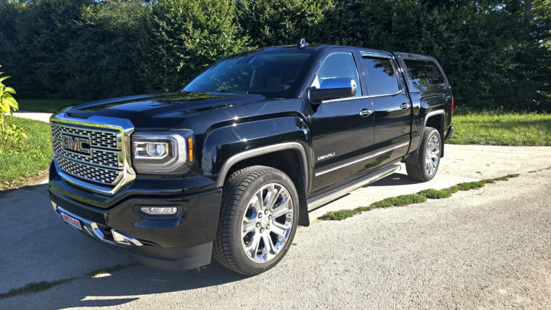 2017  GMC Sierra DENALI 6.2 V8