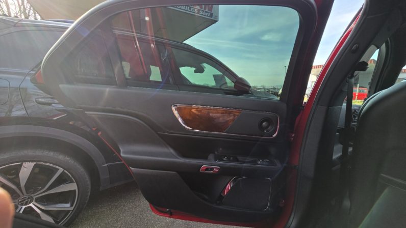 Lincoln Continental 2021 49500 2956 405 Automatique Occasion Essence Limousine