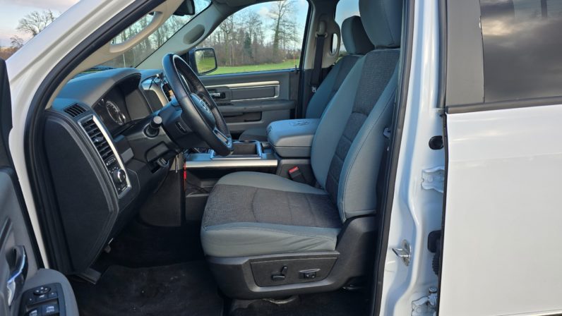 Dodge RAM 2015 94000 3605 309 Automatique Occasion Essence Pick-up