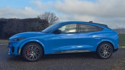 Ford Mustang Mach-E 2022 27500 1 601 Automatique Occasion Electrique SUV/Tout-Terrain