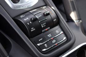 Porsche Cayenne 2015 148000 4806 570 Automatique Occasion Essence SUV/Tout-Terrain